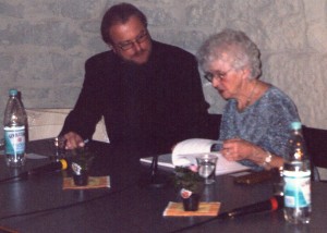 Der Historiker Dr. Hans Hesse mit Charlotte Tetzner im Holbornschen Haus